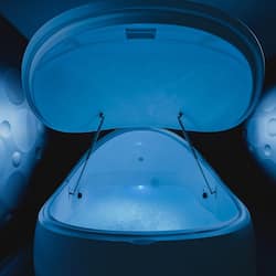 Sauna, steam room, Turkish bath/hammam, body treatments, aromatherapy