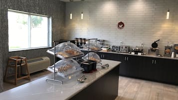 Free daily buffet breakfast