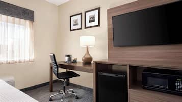Premium bedding, pillowtop beds, desk, laptop workspace