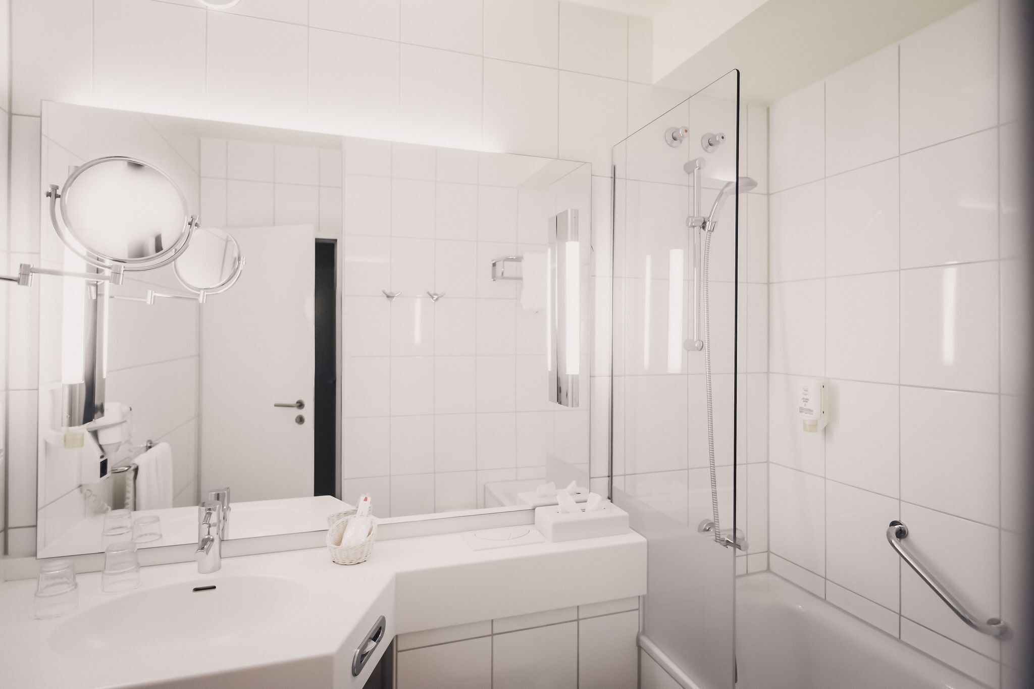 standard single room | bathroom | hair dryer, towels