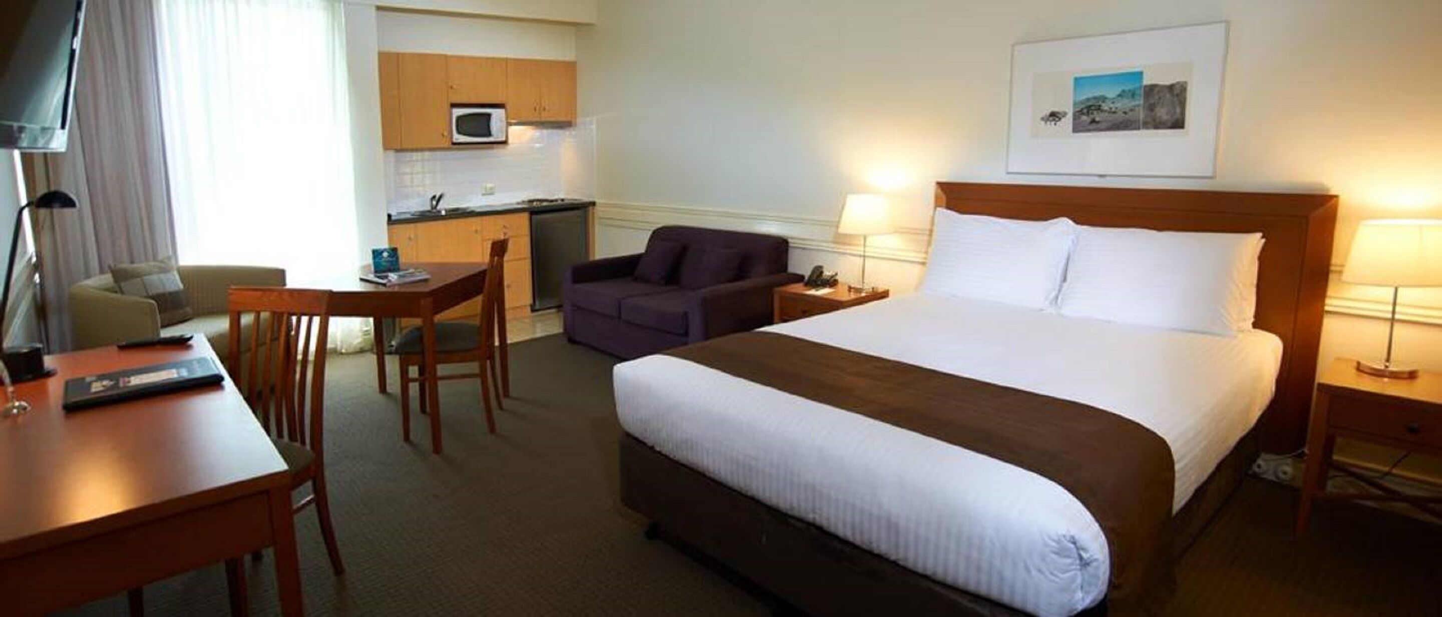 Beaumont Kew — image 10