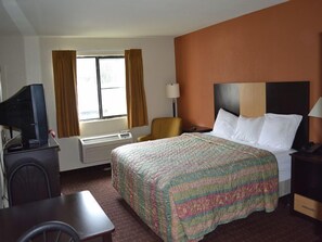 مكتب ومكواة/لوح كي