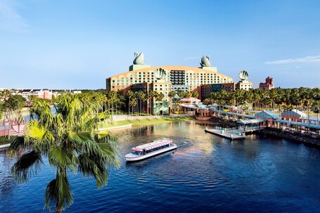 Walt Disney World Dolphin - Image 77