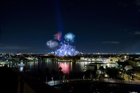 Walt Disney World Dolphin - Image 79
