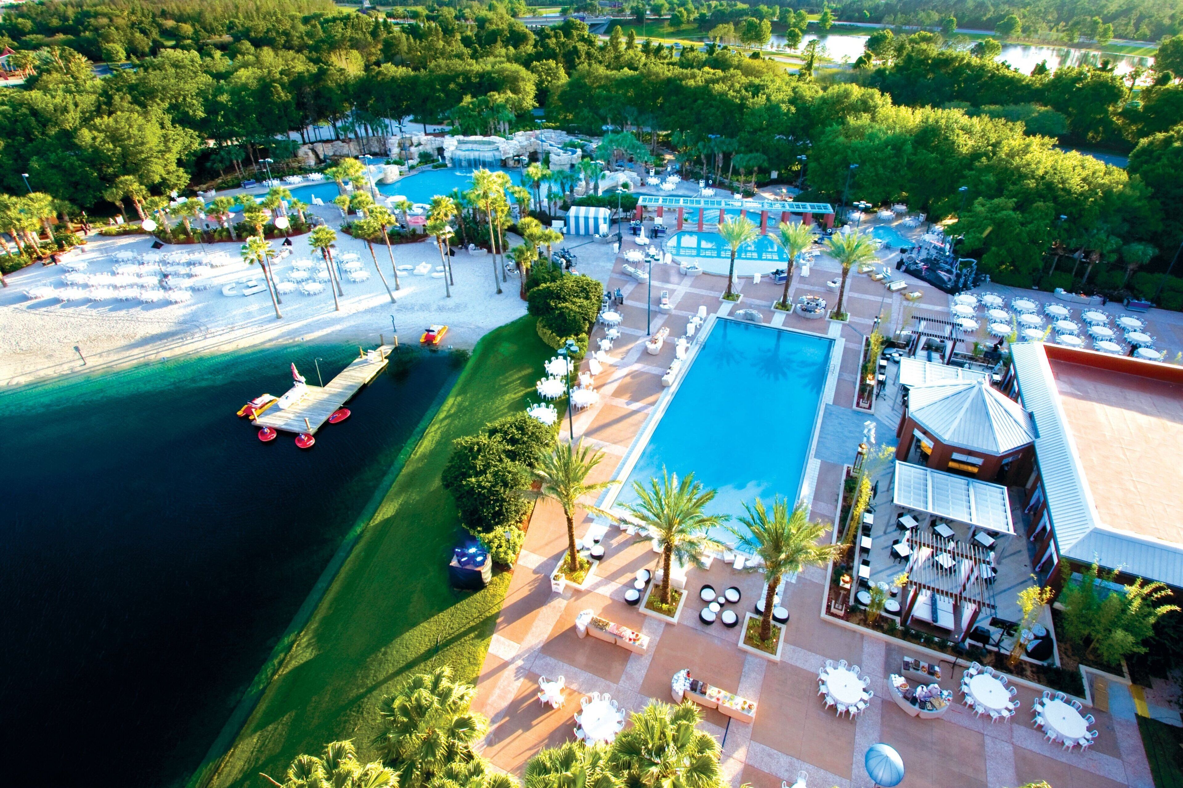 Private beach, white sand, beach towels, beach volleyball