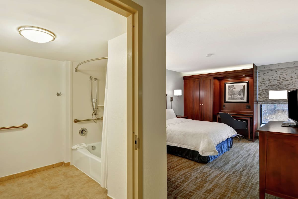 premium bedding, tempur-pedic beds, in-room safe, desk