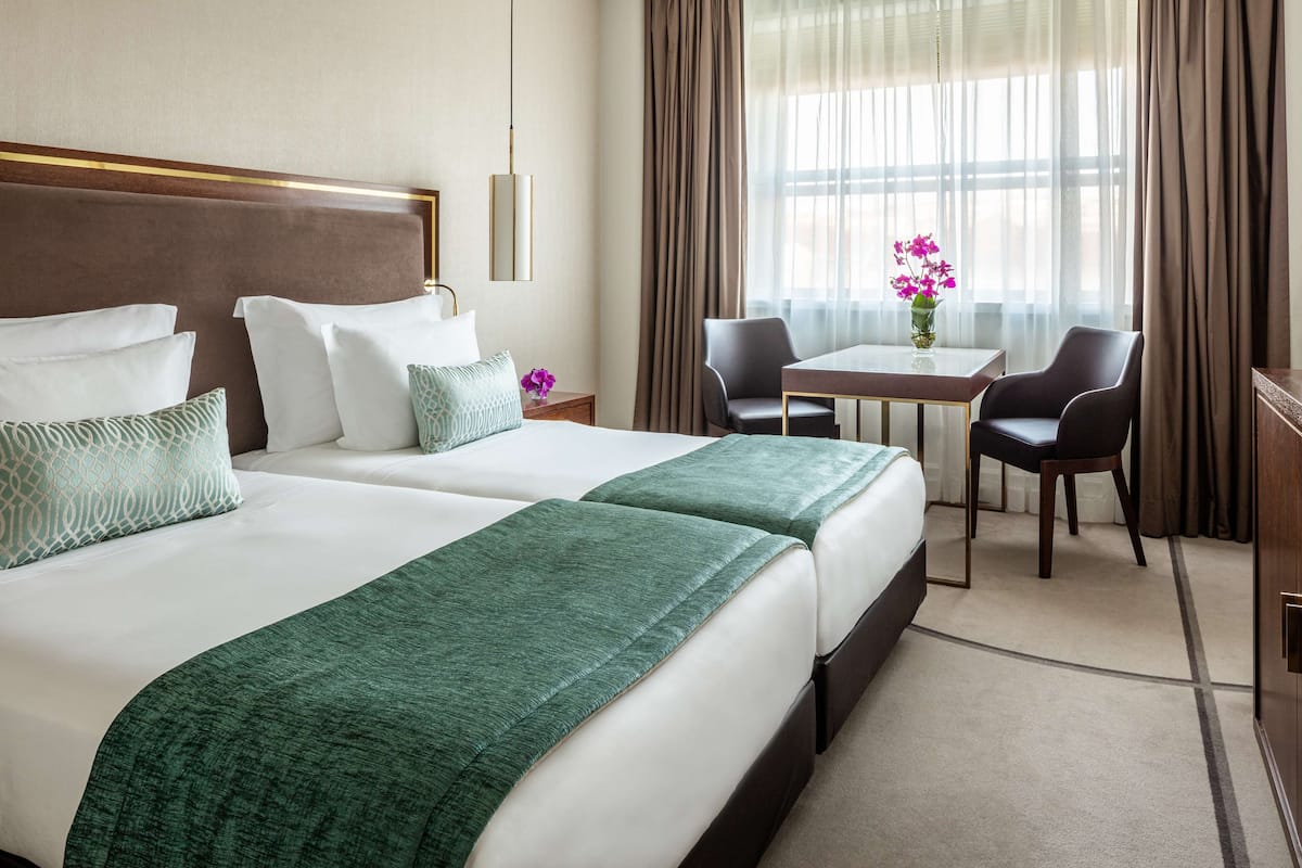 Literie hypoallergénique, couette en duvet d'oie, minibar