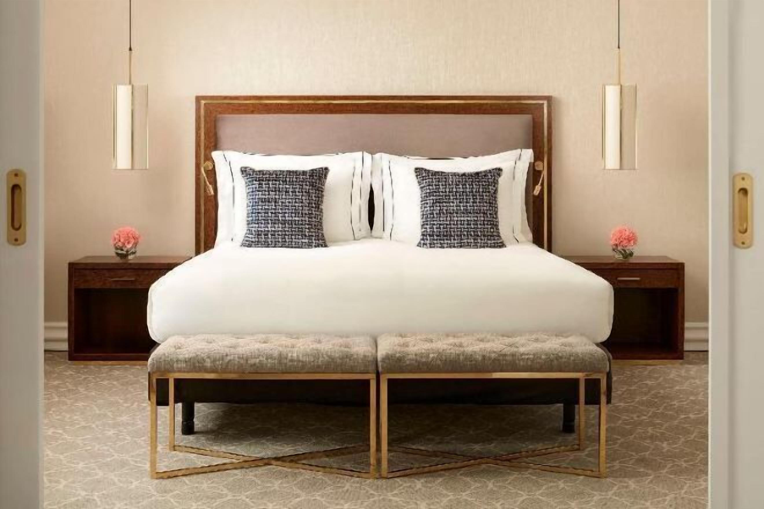 Hypo-allergenic bedding, down duvets, minibar, in-room safe