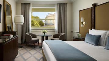 1 habitación, ropa de cama hipoalergénica, cubrecamas y minibar