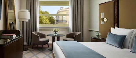 1 bedroom, hypo-allergenic bedding, down duvets, minibar