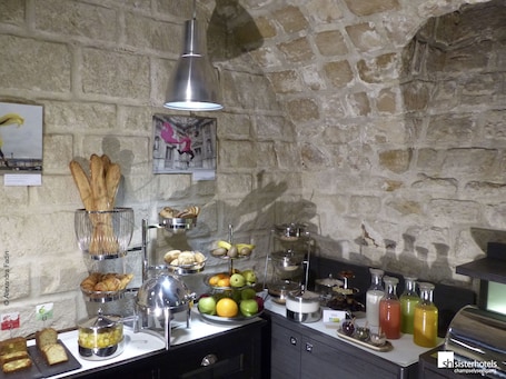 Hotel Elysees Regencia - Image 33