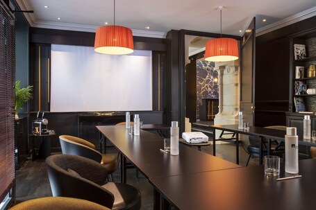 Hotel Elysees Regencia - Image 40