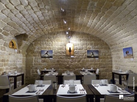 Hotel Elysees Regencia - Image 81