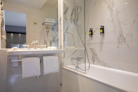 Hotel Elysees Regencia - Image 36