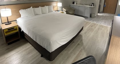 Days Inn by Wyndham Alpena