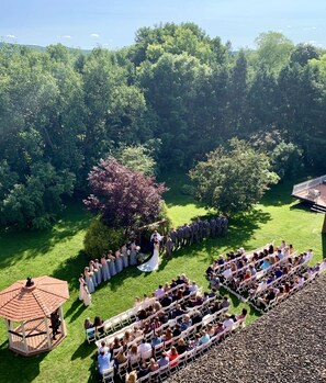 Área de bodas al aire libre