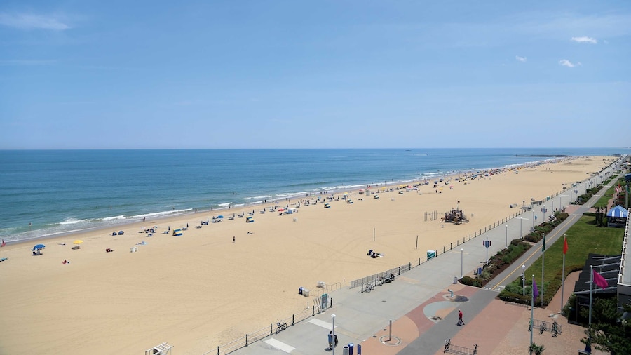 Surfbreak Virginia Beach Oceanfront, an Ascend Collection Hotel