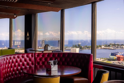 Radisson Hotel Duluth - Harborview