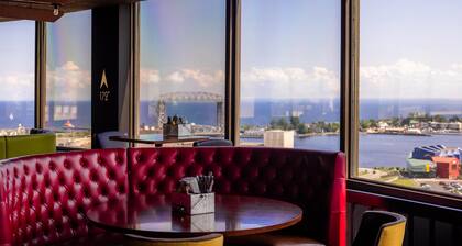 Radisson Hotel Duluth - Harborview