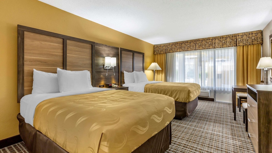 Quality Inn & Suites - Greensboro-High Point