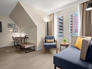 Junior Suite (Executive)