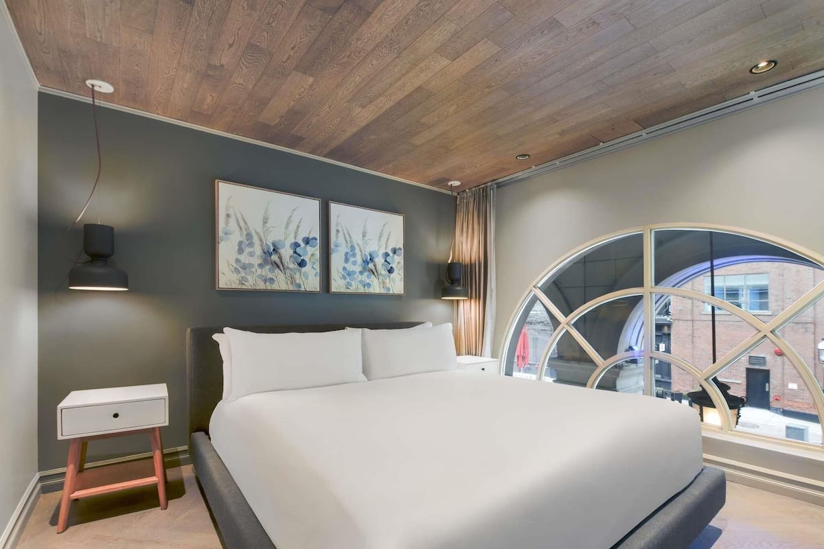 1 habitación y ropa de cama de alta calidad