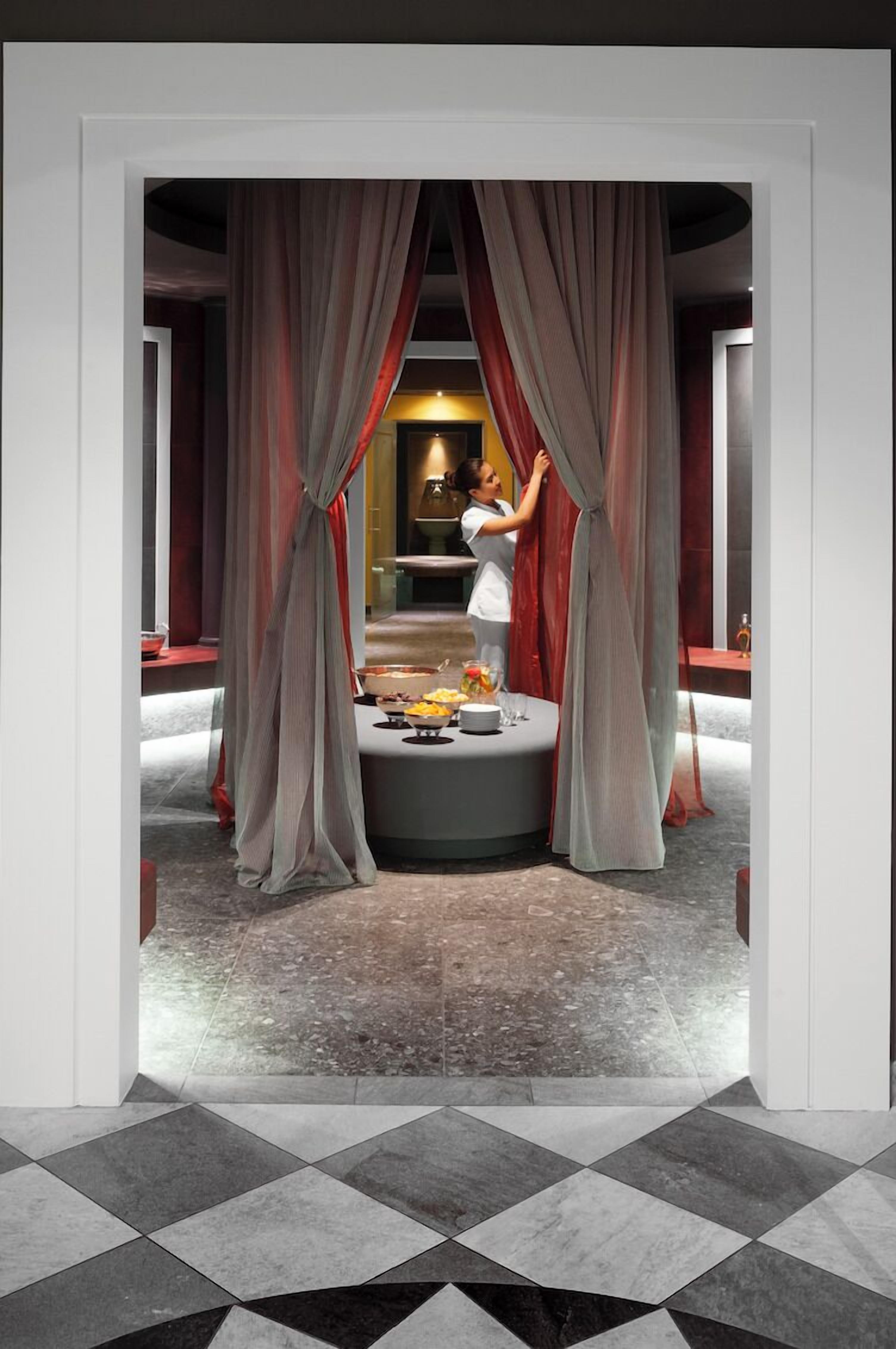 Behandlungsräume für Paare, Sauna, Dampfbad, Thermalbad/Mineralquelle