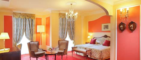 Juniorsvit | Vardagsrum | 40-tums tv med satellitkanaler