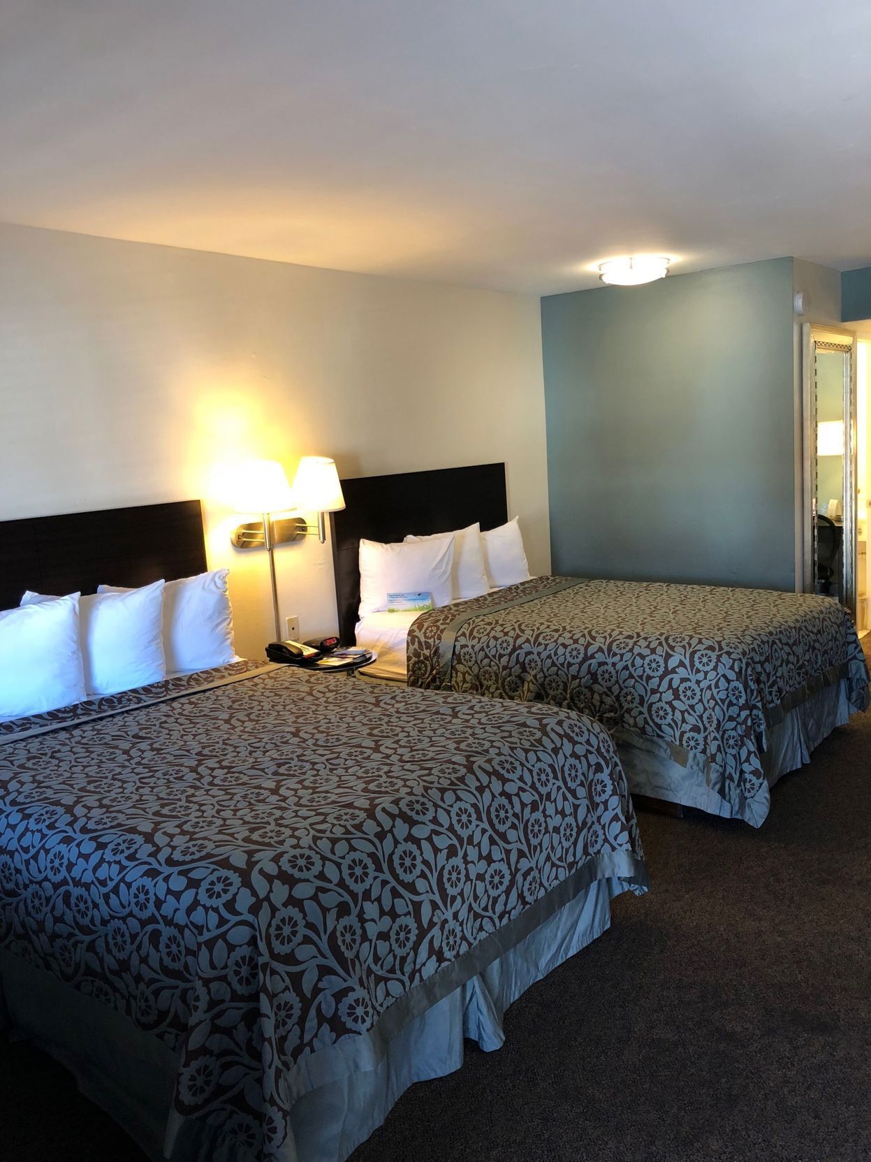 Desk, laptop workspace, blackout curtains, free cots/infant beds