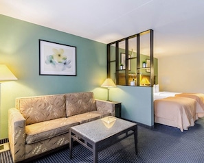 In-room safe, desk, laptop workspace, soundproofing