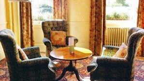 Unclassified image, 4 of 21, button - Pratts Hotel (Bath)