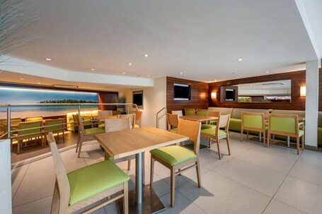 Condado Palm Inn San Juan, Tapestry Collection by Hilton - Image 54