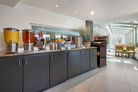 Condado Palm Inn San Juan, Tapestry Collection by Hilton - Image 22