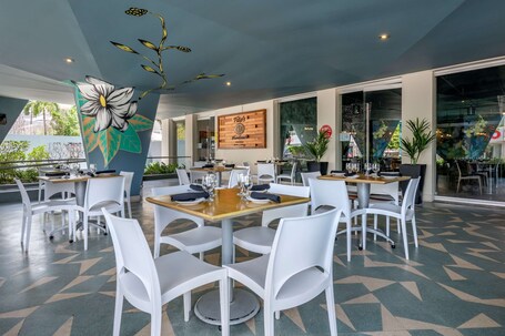 Condado Palm Inn San Juan, Tapestry Collection by Hilton - Image 71