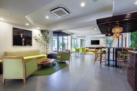 Condado Palm Inn San Juan, Tapestry Collection by Hilton - Image 21