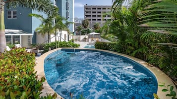 Outdoor pool, sun loungers