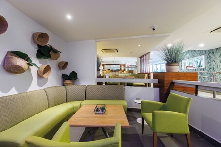Condado Palm Inn San Juan, Tapestry Collection by Hilton - Image 41