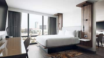 Premium bedding, in-room safe, desk, iron/ironing board