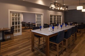 Restaurant - DoubleTree by Hilton Hotel London Ontario (London)