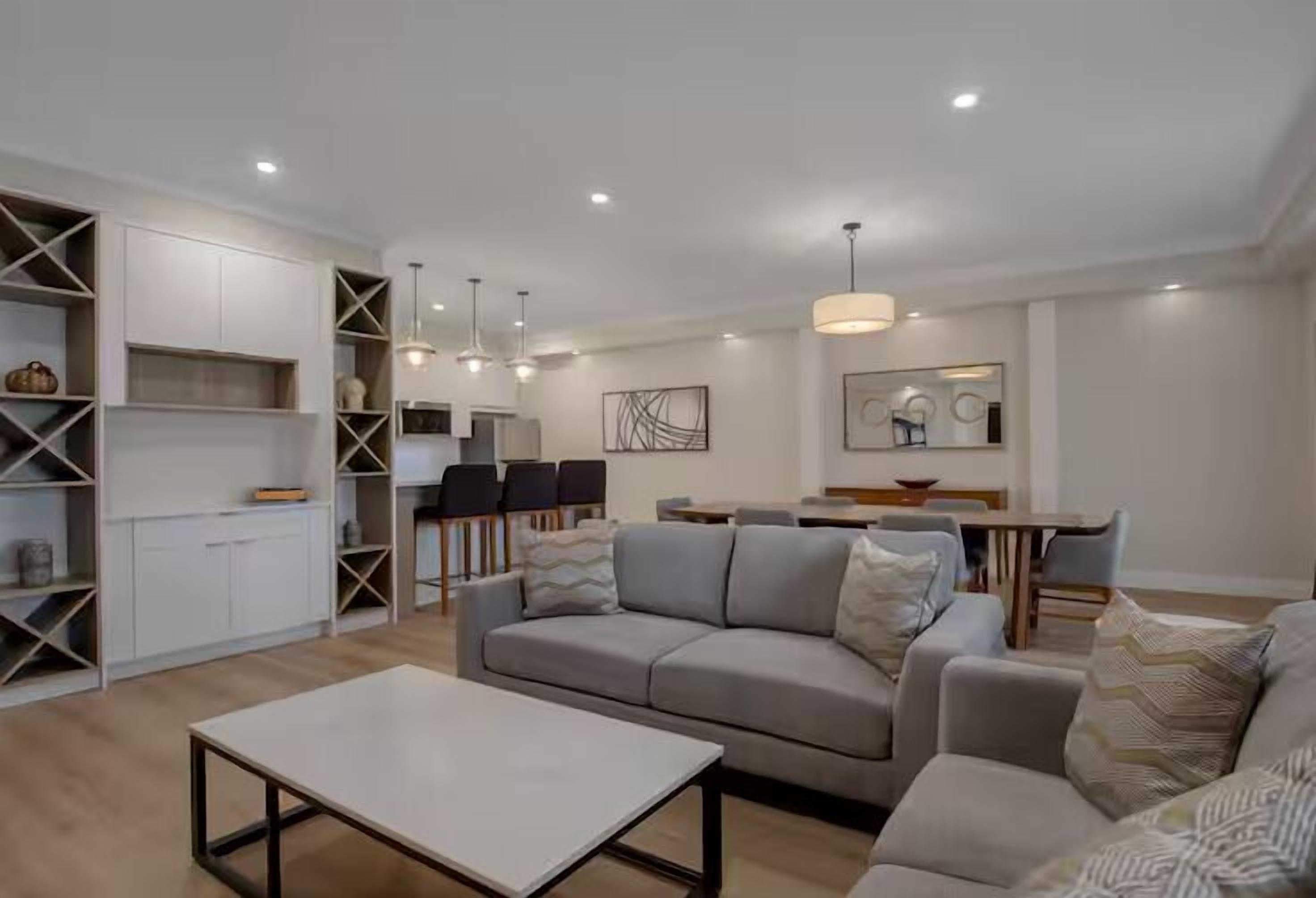 Ropa de cama de alta calidad, cubrecamas y colchones con pillow-top 