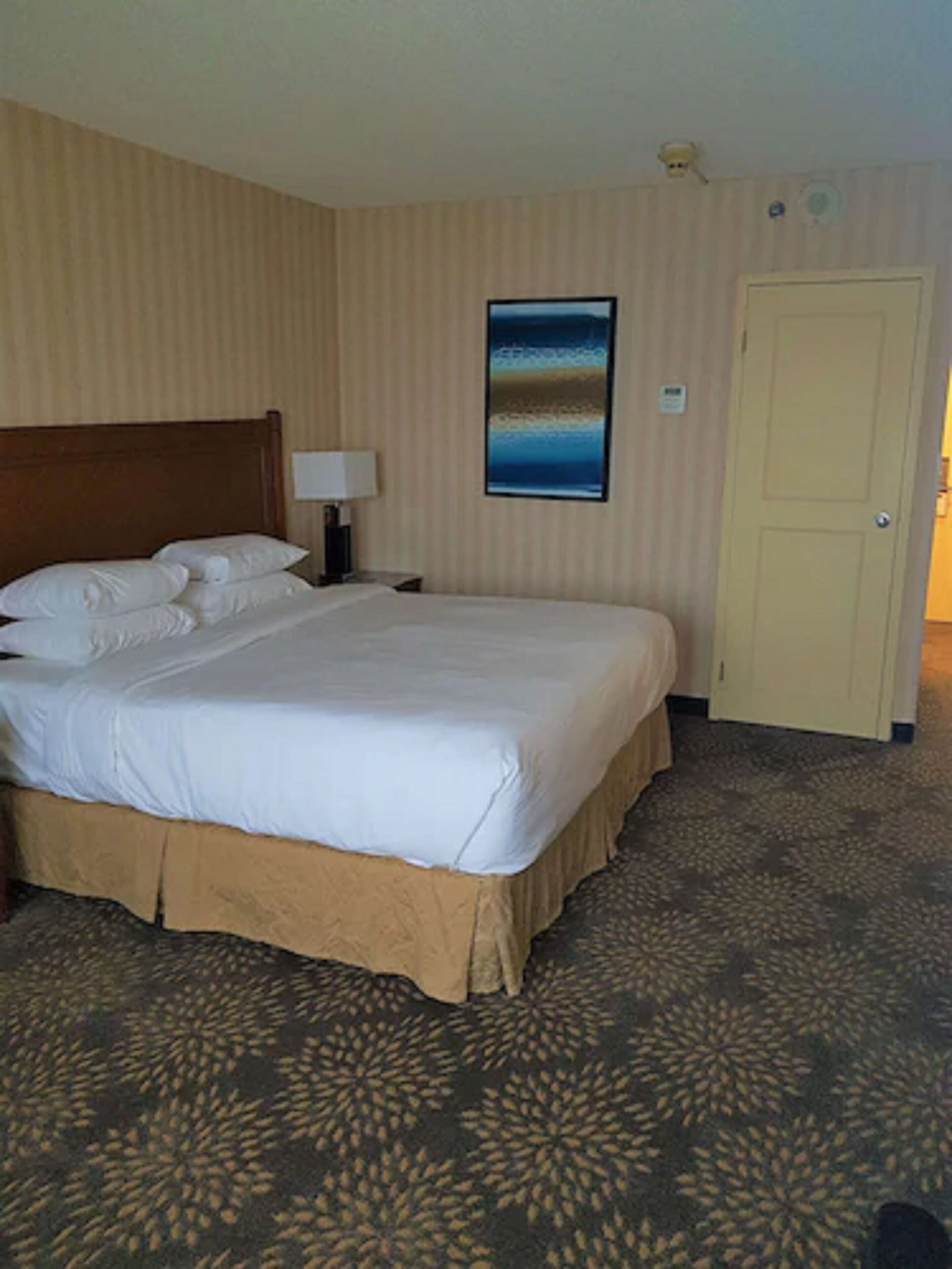 Premium bedding, down comforters, pillowtop beds, in-room safe