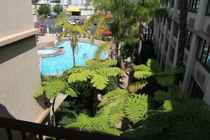 Children’s activities - DoubleTree by Hilton Buena Park (Buena Park)