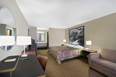 Super 8 by Wyndham Knoxville North/Powell