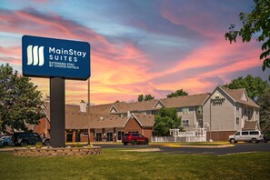 Exterior - MainStay Suites Appleton Airport - Fox River Mall Area (Appleton)