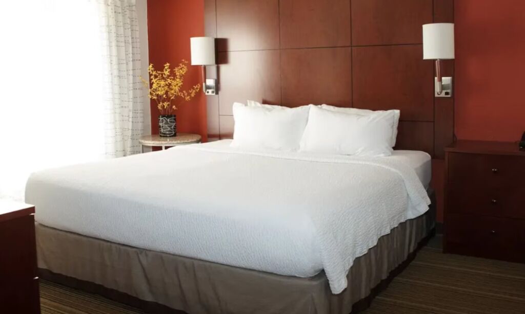 Ropa de cama de alta calidad, edredón y camas con pillow-top 