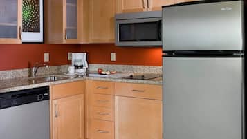 Family Suite, Multiple Beds, Non Smoking | Premium bedding, down comforters, pillowtop beds, desk