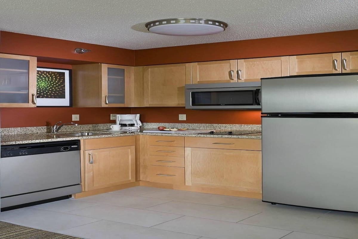 Premium bedding, down comforters, pillowtop beds, desk