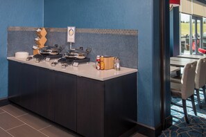 Tägliches inbegriffenes Frühstücksbuffet