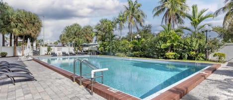 Outdoor pool, sun loungers