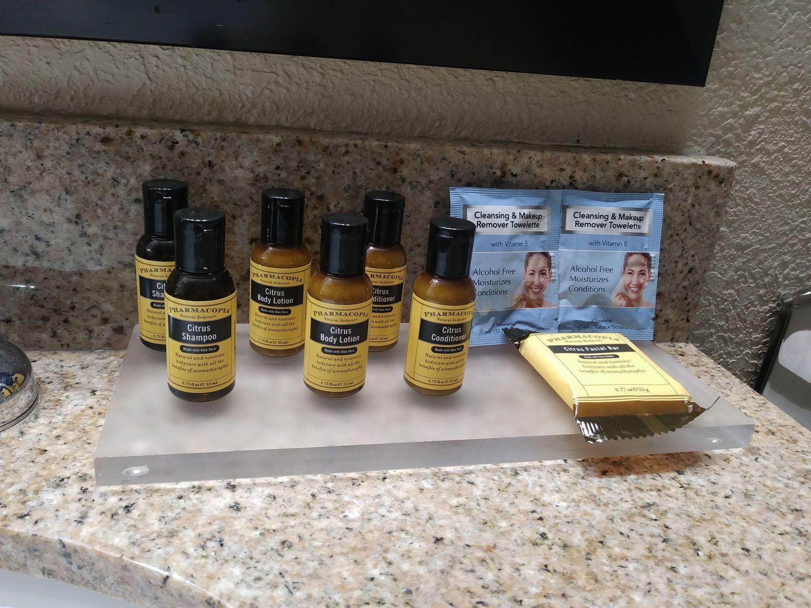 Tiện nghi phòng tắm | Vòi sen/bồn tắm kết hợp, đồ dùng nhà tắm thân thiện với môi trường 